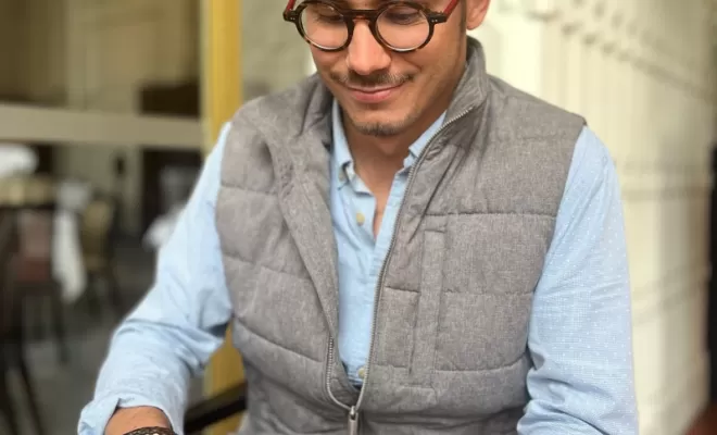 Lunette la brique et la violette, les lunettes du voisin à Dax